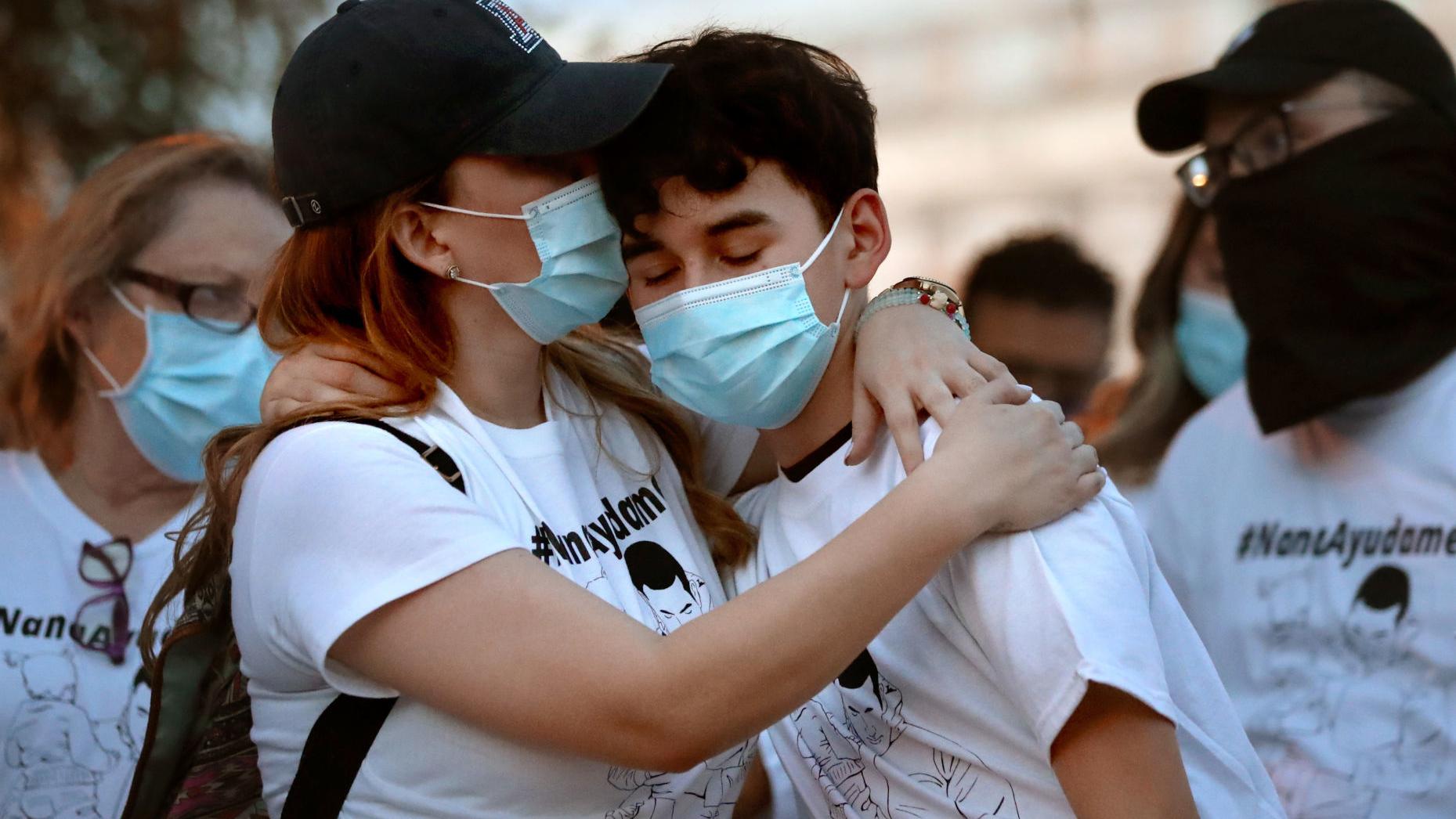 Cientos recordaron a Carlos Adrián Ingram-López y reclamaron a la policía por su muerte